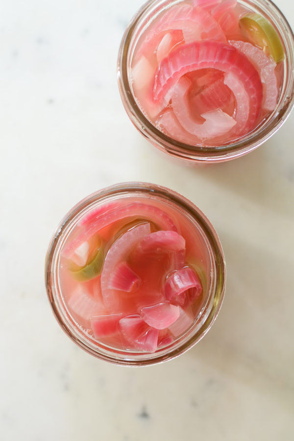 spicy pickled onions