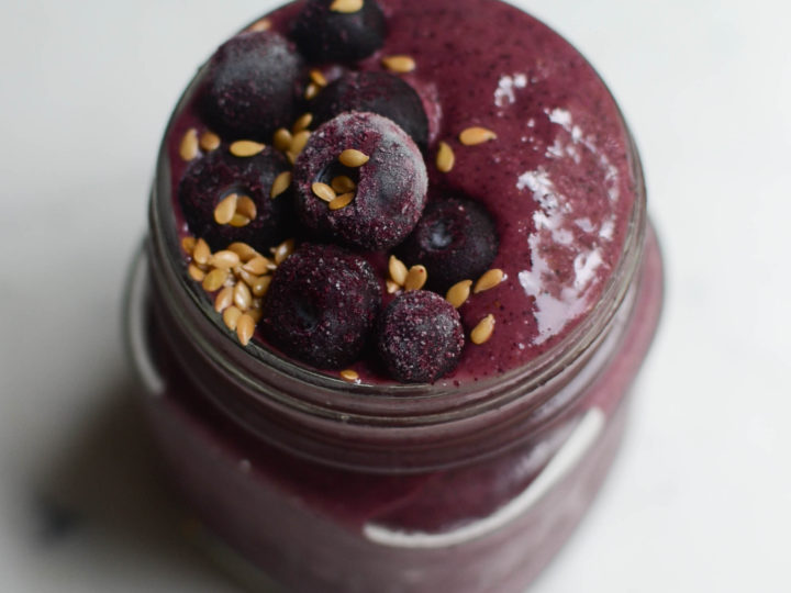 blueberry oat smoothie